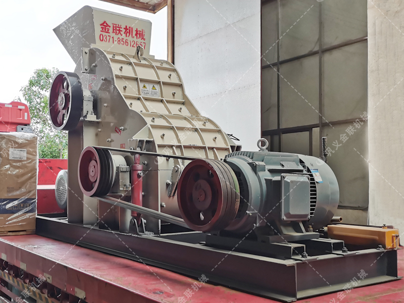 SCF800X800中型雙級粉碎機(jī)發(fā)貨圖片_發(fā)往云南楚雄_磚廠粉碎頁巖和土 SCF800X800中型雙級粉碎機(jī)發(fā)貨圖片_發(fā)往云南楚雄_磚廠粉碎頁巖和土