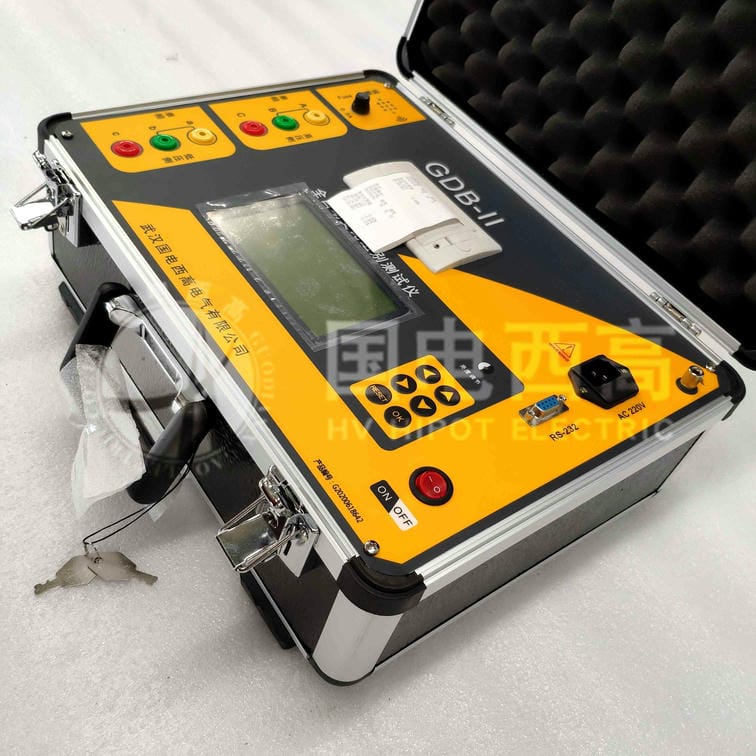 全自動變比組別測試儀主機右側