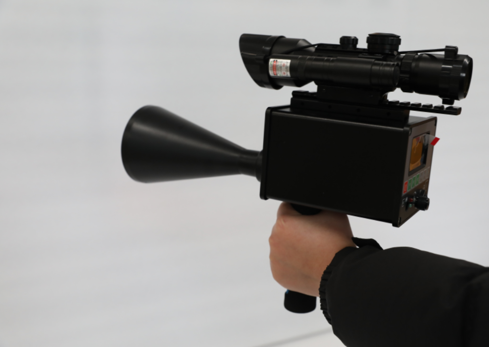 絕緣子故障遠距離激光定位偵測儀實物圖